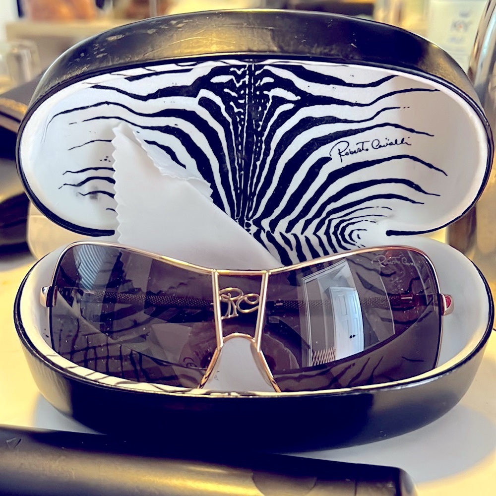 ROBERTO CAVALLI model AREOPAGO 319S AVIATOR STYLE GOLD OVERSIZED VISOR